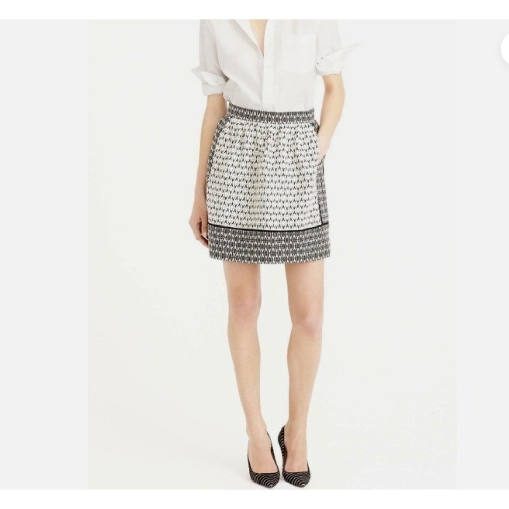 J. Crew Size 0‎ Black & Cream Textured Block Print Mini Skirt Woven Jacquard